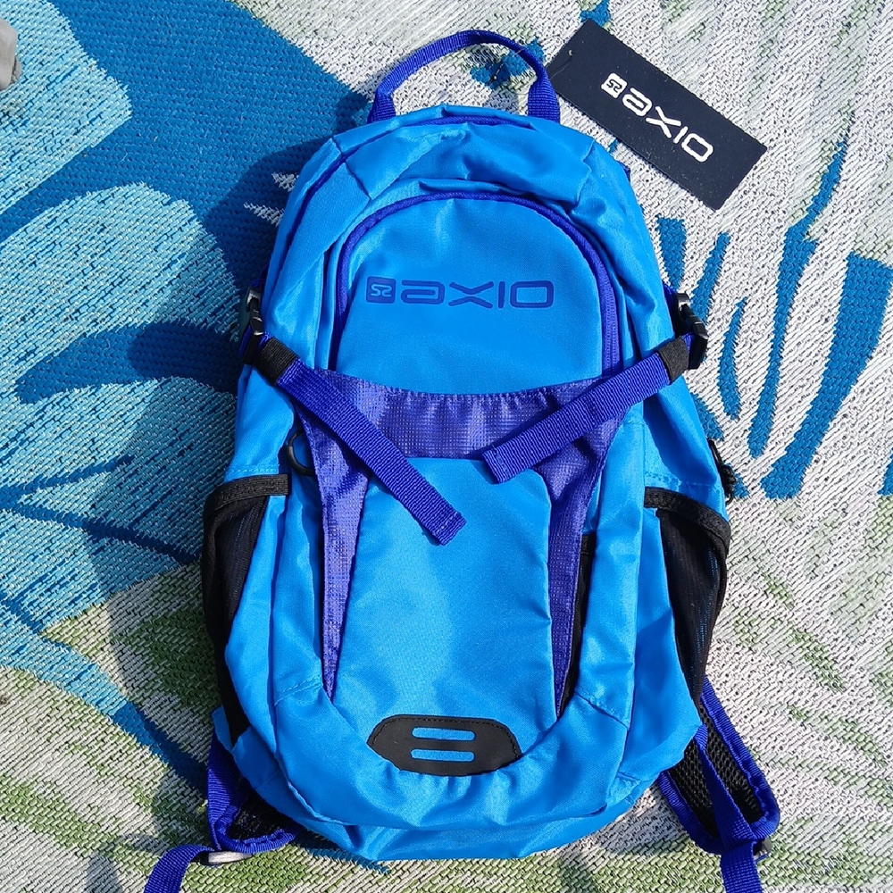 Axio 12L Unisex Daypack